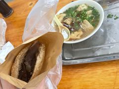 烧饼豆泡汤-李小老烧饼(常营民族家园店)