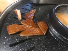 -江南猪肉商会无限续吃(弘大店)