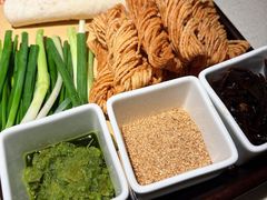 -聚友斋(陶瓷琉璃馆水晶街店)