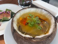 招牌鲜蚝海鲜酸辣汤-北京柏悦酒店·锦庭餐厅Dining Room