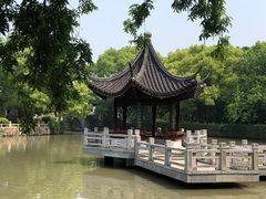 -汇龙潭