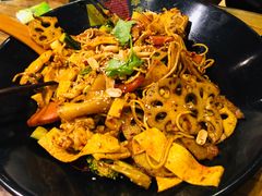 -拿渡麻辣香锅(银泰创意城店)