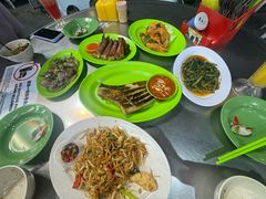 -明记烧鱼美味店