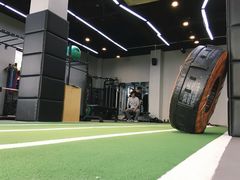 -Freedom Fitness私教健身俱乐部(徐虹北路店)