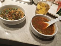-海底捞火锅鲜切牛肉主题店(长寿路店)