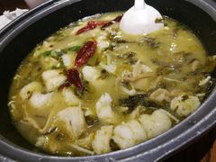 -渝是乎川渝小炒(新世界百货望京店)
