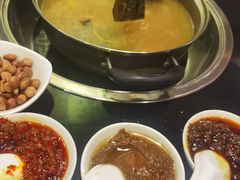 -丫丫汤膳打边炉(宏府408坊店)
