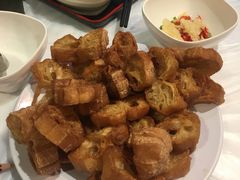 -鲜入围煮花胶鸡海鲜火锅