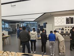 -华为授权体验店(中山公园来福士)