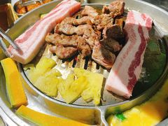 -哈哈碳都·牛肋条无限自助烤肉(台江万达店)