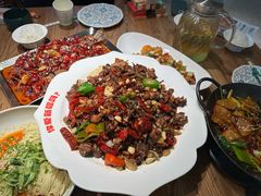 -巴扎屋大盘鸡·新疆菜(汇嘉时代店)