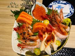-小山日本料理(兴业太古汇店)
