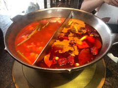 双拼锅底-湊湊火锅·茶憩(新中关购物中心店)