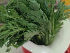 -洪氏嗨捞·广东猪肚鸡·椰子鸡火锅(西咸万象城店)