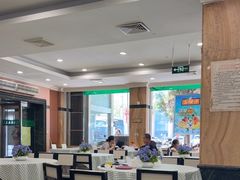 -迎宾楼(解放西街店)