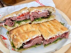 小红帽三明治-OUR Bakery(中海环宇荟店)