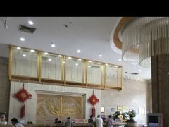-肇庆国际大酒店(七星岩星湖景区店)