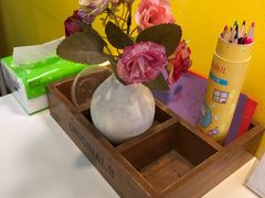 -志龙皇冠吃货椰子铺