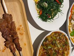 -小河公主秘制烤羊腿(小绿谷店)