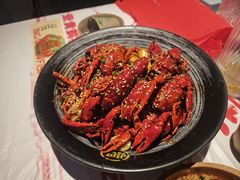 -肥肥虾庄·金牌油焖大虾(汉街SKP店)