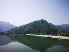 -百里峡七彩艺术小镇