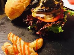 -HIGH FIVE哈福手工汉堡(桂林路店)