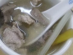 -湘里湘亲饭店(闸坡店)