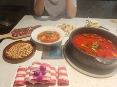 -贵府酸汤牛肉火锅·贵州老字号(飞山街店)
