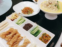 -香山湖家家宴(中山陵店)