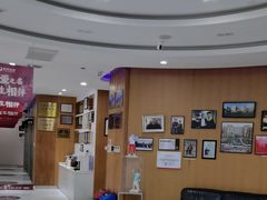 -雅悦齿科(顾村公园店)