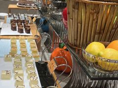 面包甜点陈列柜-太湖饭店玉兰厅(自助餐厅)