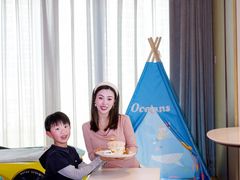 -深圳国际会展中心希尔顿酒店(前海华发冰雪世界店)