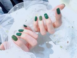-UGIRL有个美甲