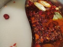 -马家斑.鲜鱼火锅(松湖万科店)