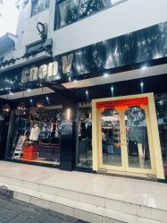 -ChenV西服礼服高级定制(市区养育巷店)