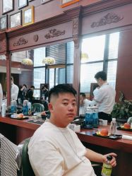-尼特斯男士发型馆