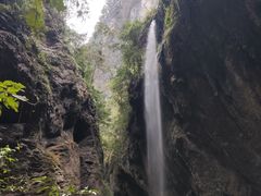 -龙水峡地缝景区
