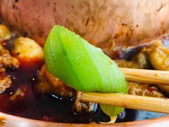 二哥芋儿蛙-炉小二铜锅牛蛙•川湘菜(三里屯店)