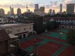 -上海市位育初级中学