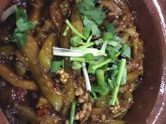 -YI PIN JU 一品居中餐厅 中国超市