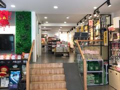 -宠小格时尚宠物生活馆(唐镇店)