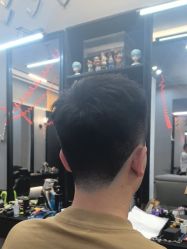 -老肖男士理发店