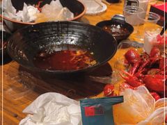-巴厘龙虾·榜首油焖大虾(音乐学院·沿江酒馆店)