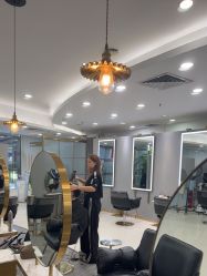 点击看大图 -八佰伴8008星级形象店