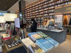 -茑屋书店(天目里店)