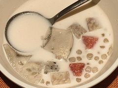 -亚龙湾希尔顿自助餐厅·海鲜·烧烤·沙滩BBQ·现场乐队