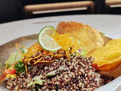 三色藜麦沙拉-俄士厨房(环球港店)