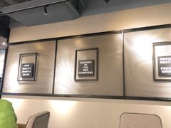 -瑞幸咖啡(1+1大厦店)