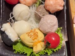 -湊湊火锅·茶憩(杭州湖滨银泰in77店)