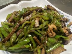 青椒干子肉丝-广迎居老正兴菜馆
